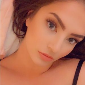 Meet your Posher, Ariel